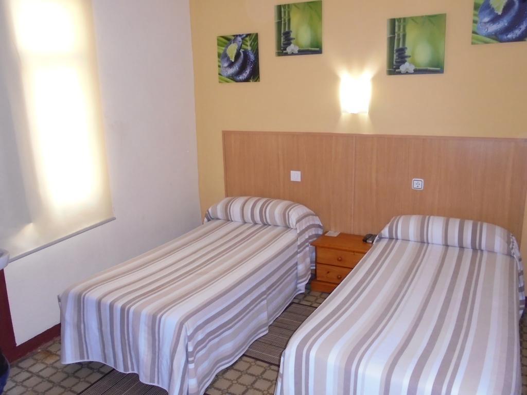 Hostal De Las Heras Badajoz Rom bilde